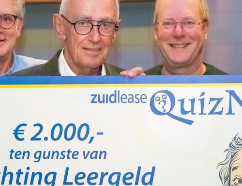Cheque van Lions en Leo Club Sittard-Geleen
